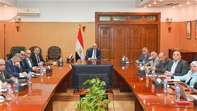 وزير الري: توفير الاحتياجات المائية حال طلبها من المنتفعين بالكميات المطلوبة