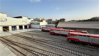 السكة الحديد تدفع بـ 22 قطار إضافيًا خلال إجازة عيد الأضحى المبارك | خاص