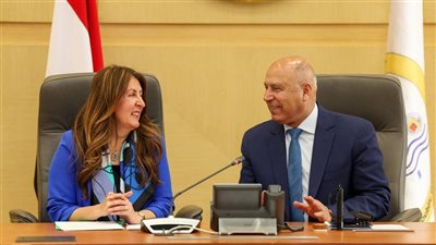 الولايات المتحدة ومصر توقعان عقودًا بقيمة 235 مليون دولار 