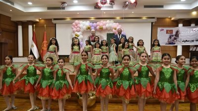 محافظ بورسعيد يكرّم الأمهات المثاليات على مستوى المحافظة |صور 