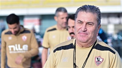 ترشيدا للنفقات.. الزمالك يدرس إنهاء تعاقد بيسيرو بعد الخروج الإفريقي | خاص