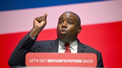 دون دعوة طرفي الصراع.. بريطانيا تحشد دبلوماسيا لإنقاذ السودان من جحيم الحرب