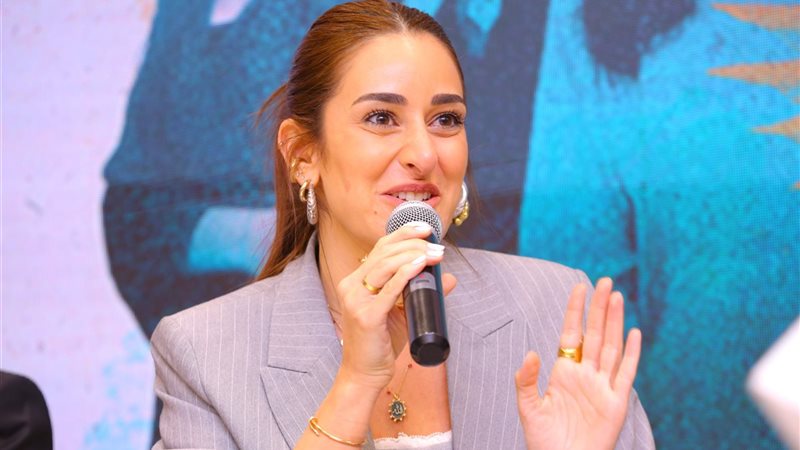 الفنانة أمينة خليل