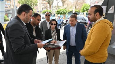 لمنع التلاعب.. محافظ البحيرة تتفقد محطات وقود السيارات بدمنهور (صور)