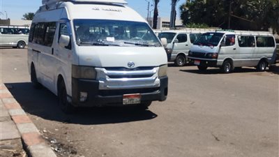 بعد تحريك الأسعار.. هدوء بمواقف ومحطات الوقود بقنا (صور)