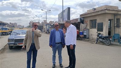 رئيس حي ثان المحلة يتابع تطبيق تعريفة الركوب الجديدة بعد اعتمادها من المحافظ