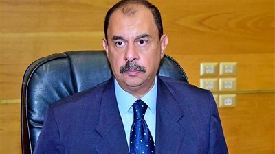 محافظ سوهاج يطمئن المواطنين: تحريك أسعار الوقود لن يؤثر على الخبز