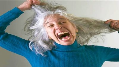 متلازمة ماري أنطوانيت: هل يمكن للتوتر أن يغير لون شعرنا فجأة؟