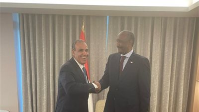 وزير الخارجية يلتقي البرهان على هامش أعمال منتدى أنطاليا الدبلوماسي