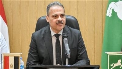 محافظ الشرقية: تطبيق تعريفة الركوب الجديدة بنظام عادل لضمان حقوق المواطنين 