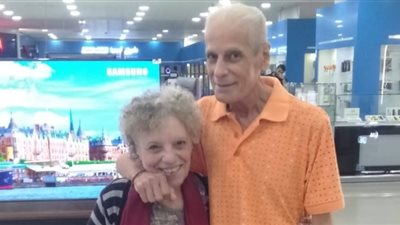 عارفة عبدالرسول تعلن تفاصيل جنازة زوجها الراحل مصطفى درويش 