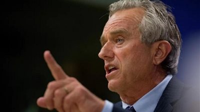 وزير الصحة الأمريكي يطلق 