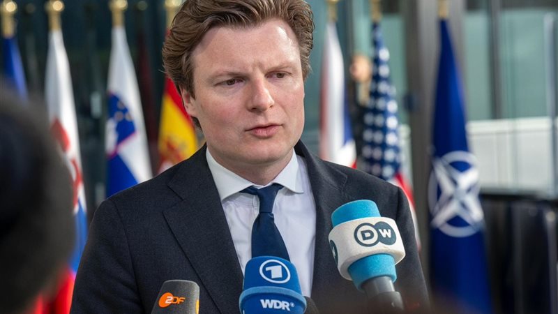  وزير الدفاع الهولندي