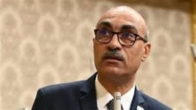 النائب إيهاب منصور: الحكومة عاجزة عن إيجاد حلول.. وأكبر مواردها «جيب» المواطن