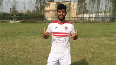 كيف هزم سرطان المستقيم حلم إبراهيم شيكا في العودة للملاعب؟