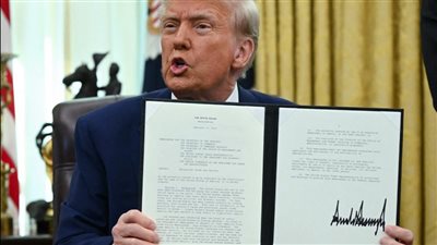  محسن السلاموني: ترامب وضع الرسوم الجمركية بصفته رجل أعمال وليس رئيس | فيديو