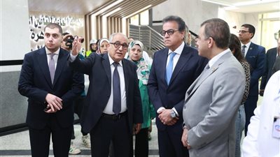 وزير الصحة يوجه ببرنامج زمني لتطوير مستشفى أطفال مصر