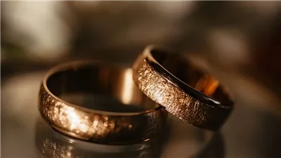 تقدم لي شخص غير كفء.. هل يجوز إجبار البنت على الزواج غصبًا؟