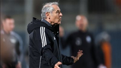 الأصوات تتعالى لإنهاء مسيرة كولر مع الأهلي بعد التعادل مع بيراميدز