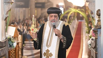 البابا تواضروس يترأس أحد الشعانين من الكاتدرائية المرقسية بالإسكندرية