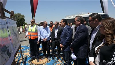 منع النواب من الزيارة.. مصادر تكشف تفاصيل أزمة زيارة مدبولي لـ أسيوط