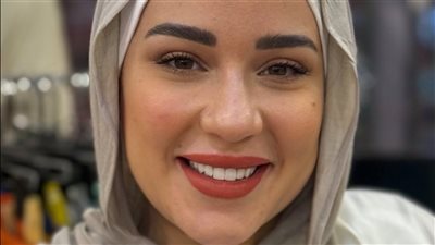 حسيت إني اتحررت.. أسما شريف منير تعلن عدم استخدمها لهارد جيل الأظافر