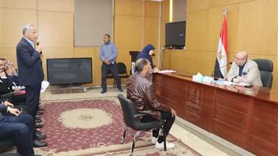 قرارات سريعة من محافظ بني سويف لمعالجة الشكاوى ومراقبة المخالفات الصناعية