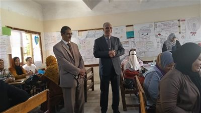 قيادات تعليم دشنا تجري جولات ميدانية لمتابعة انطلاق الفصل الدراسي الثاني بمدار
