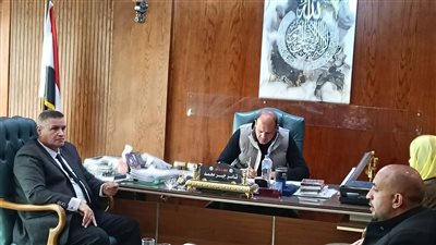 لقاء موسع لرئيس جهاز تنمية مدينة العبور لبحث دعم الصناعة والتسهيلات للمستثمرين