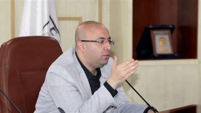محافظ بني سويف يتابع الموقف التنفيذي لمشروعات التعليم تطوير المدارس