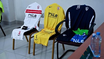 الزمالك بالزي التقليدي في مواجهة زيسكو يونايتد بالكونفدرالية