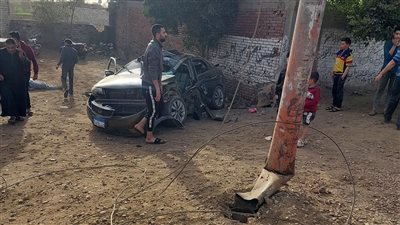 مصرع شاب وإصابة ثلاثة آخرين إثر تصادم سيارة ملاكي فى عمود بالمنوفية