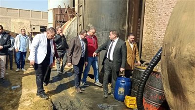 محافظة الجيزة: ضبط 99 طن زيوت سيارات مغشوشة و70 طن أسمدة زراعية مجهولة المصدر