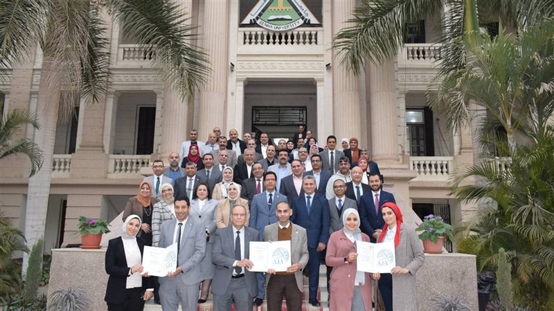 جامعة بنها 