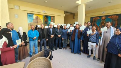 محو أمية 45 بقرية النور والهرم بمركز الواسطى بمحافظة بنى سويف