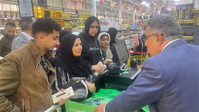 محافظ الدقهلية يتفقد السوق الحضاري بالسنبلاوين ويشدد على الالتزام بالأسعار 