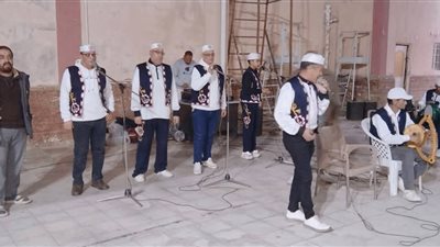 معرض رسومات حرة وعرض لفرقة السويس للآلات الشعبية بمركز شباب الأربعين