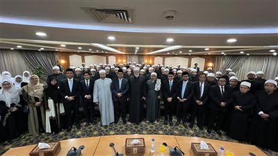 وكيل الأزهر يشهد تخريج 45 معلمًا ومدير معهد بإندونيسيا