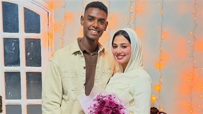 بعد التنمر عليه بسبب لون بشرته.. حملة دعم للشاب 