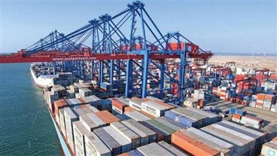 تداول 21 ألف طن و883 شاحنة بضائع عامة ومتنوعة بموانئ البحر الأحمر