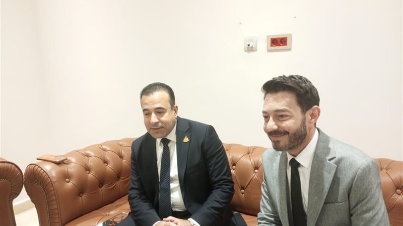 أحمد زاهر