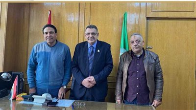 النائب سامي سليم يلتقي مدير التموين بالإسماعيلية لمتابعة شكاوى المواطنين