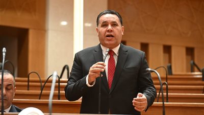 عماد الغنيمي يشيد بدور الفن والدراما في تسليط الضوء على قضايا المجتمع