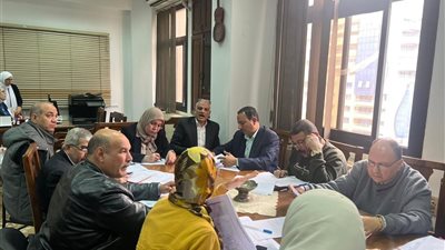 تعليم سوهاج يشارك في ورش «الأبنية التعليمية» بالقاهرة للقضاء على نظام الفترتين