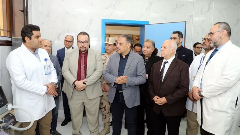 الافتتاح