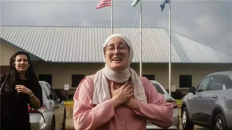 الطالبة رميساء أوزتورك