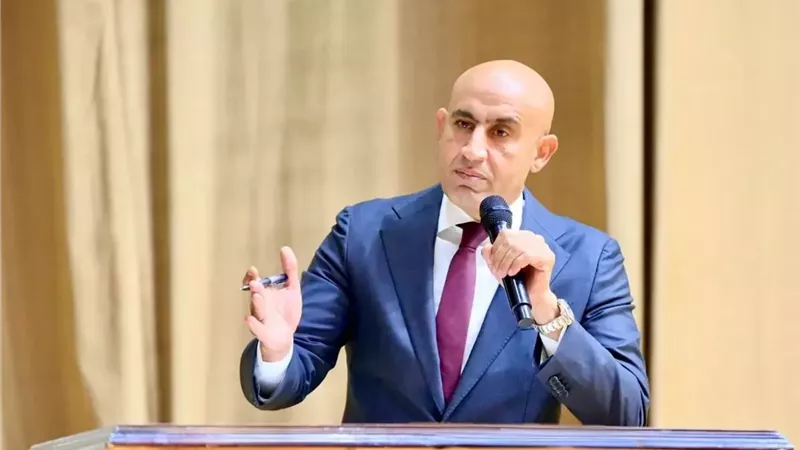 محمد عبد اللطيف 