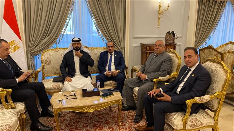 حضور عدد من النواب