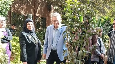 احتفالية خضراء في طب بنها.. مهرجان لتشجير الحدائق وزراعة الأشجار المثمرة