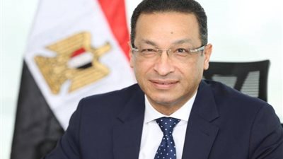 أولها مواصلة تحسين خدمات الإنترنت.. ملفات عاجلة أمام وزير الاتصالات الجديد